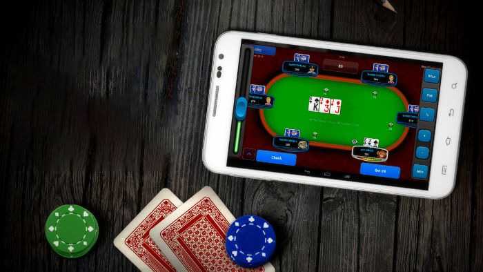 Three card poker mobile app